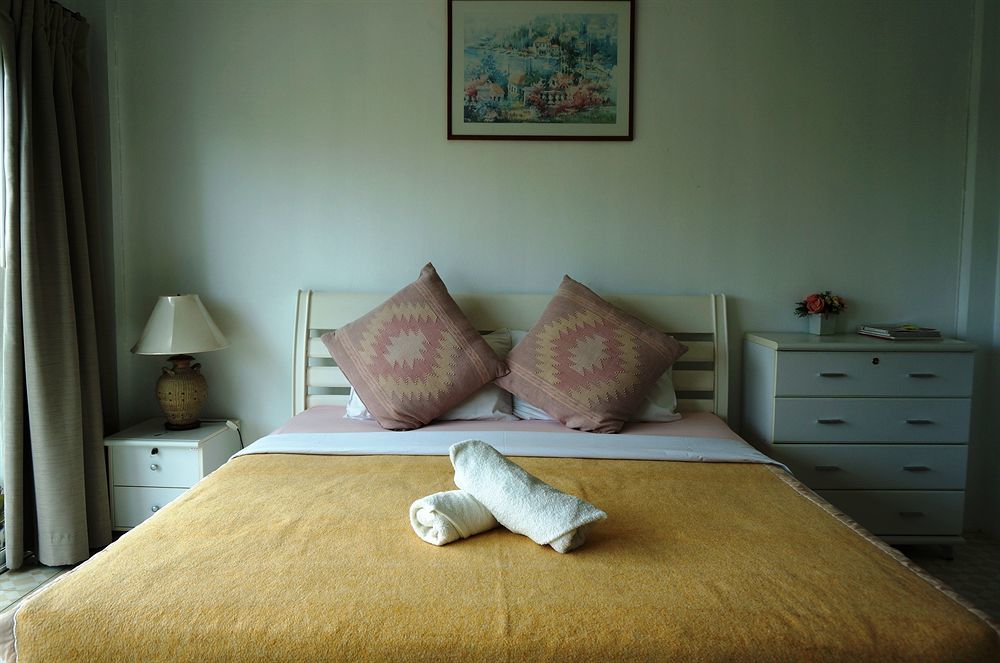 Corner Cafe Bed & Breakfast HHQ Exteriör bild